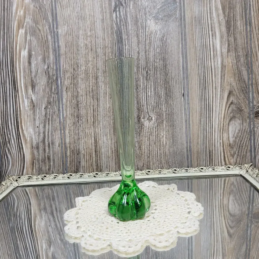 Vintage Small Bud Vase Green Colored Glass Petal Footed - Picture 2 of 5